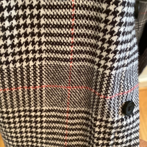 Men’s Thick Flannel Hollister Shirt - Picture 3 of 3